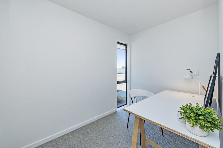 Photo of property in 15 Merino Crescent, Kirwee, 7571