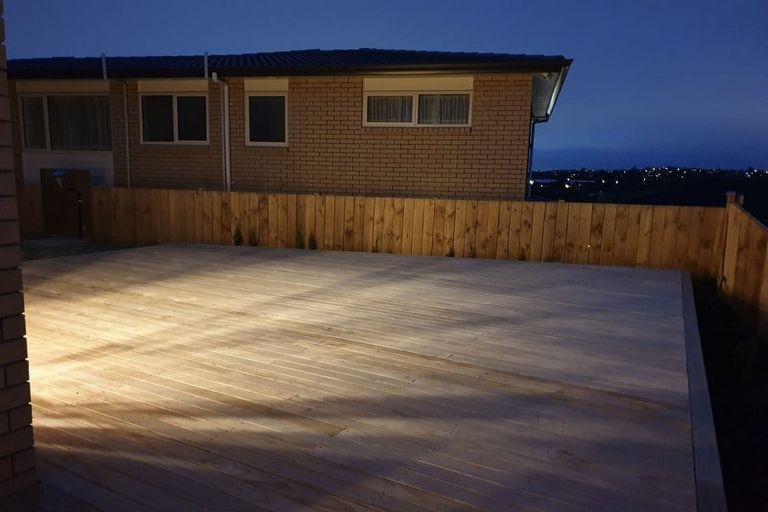 Photo of property in 7a Marco Place, Highland Park, Auckland, 2010