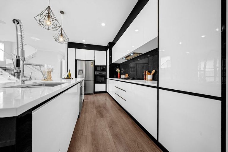 Photo of property in 81 Tir Conaill Avenue, Flat Bush, Auckland, 2019