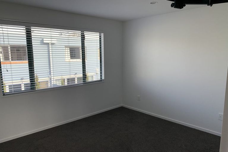 Photo of property in 68d Thackeray Place, Waltham, Christchurch, 8023