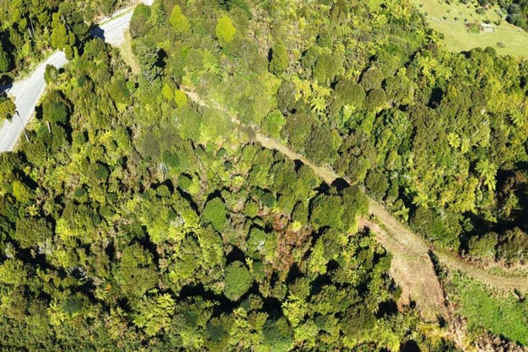 Photo of property in 37 South Terrace Road, Karamea, 7893