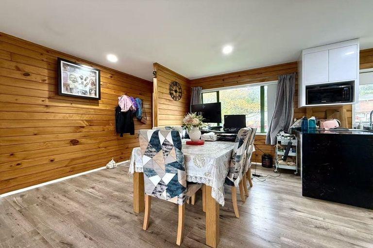 Photo of property in 56 Palomino Drive, Henderson, Auckland, 0612