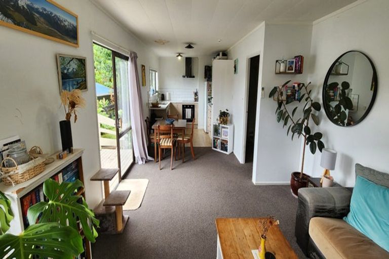 Photo of property in 35a Beaumont Crescent, Frankleigh Park, New Plymouth, 4310