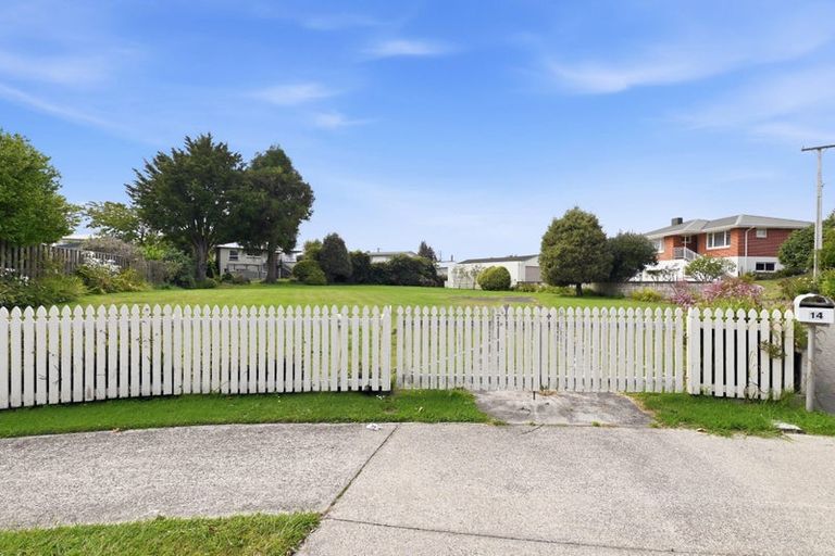 Photo of property in 12 Johnston Crescent, Hillcrest, Rotorua, 3015