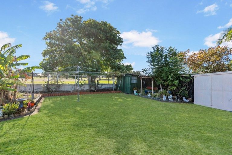 Photo of property in 120 Kiwi Road, Whangamata, 3620