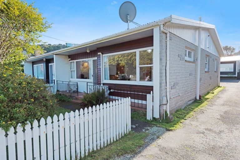 Photo of property in 23b Rotherham Terrace, Miramar, Wellington, 6022