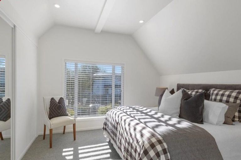 Photo of property in 1/34 Aikmans Road, Merivale, Christchurch, 8014