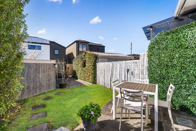 Photo of property in 2/14 Portage Road, Papatoetoe, Auckland, 2025