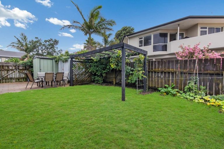 Photo of property in 320 Papamoa Beach Road, Papamoa Beach, Papamoa, 3118