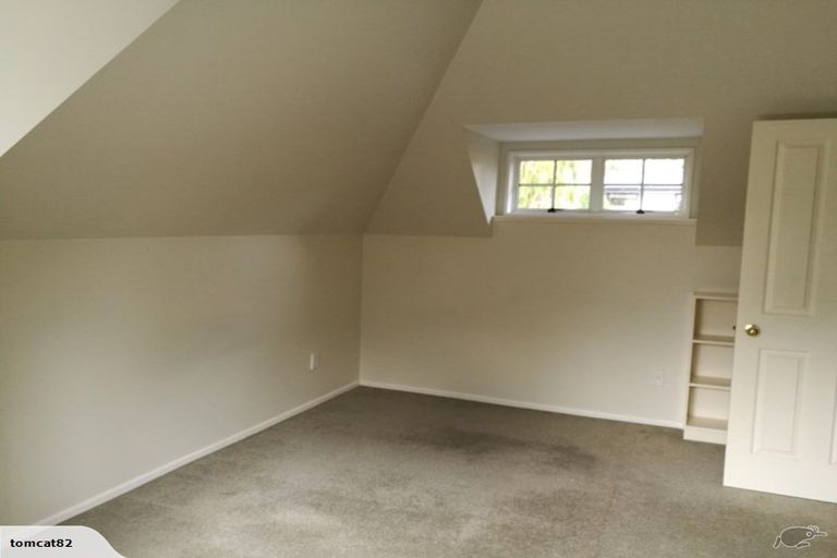 Photo of property in 70a Straven Road, Fendalton, Christchurch, 8014