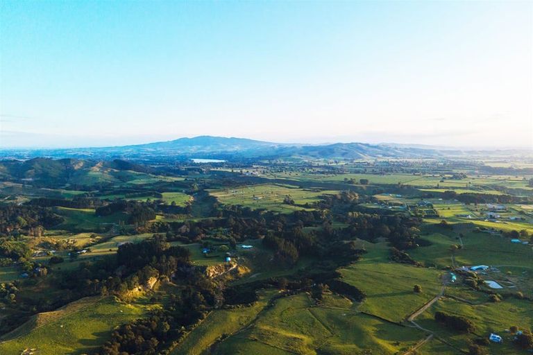 Photo of property in 1/165 Smart Road, Cambridge, 3496