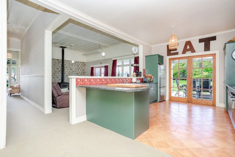 Photo of property in 63 Oparatai Road, Mangatainoka, Pahiatua, 4982