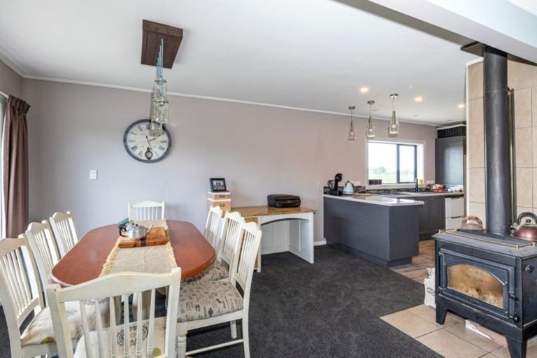 Photo of property in 14 Arowhenua Station Road, Kerrytown, Timaru, 7973