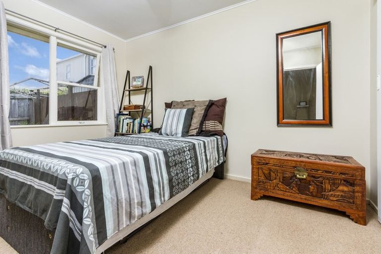 Photo of property in 2/3 Fentham Road, Hauraki, Auckland, 0622