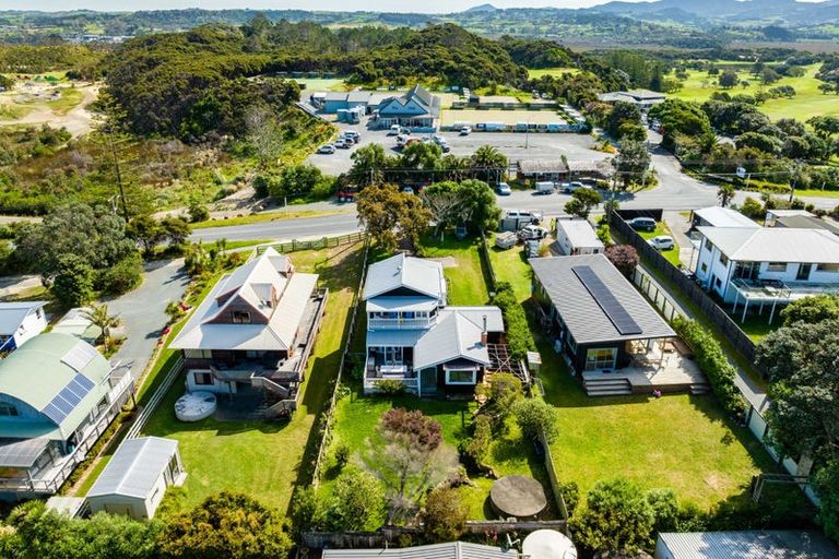 Photo of property in 214 Molesworth Drive, Mangawhai Heads, Mangawhai, 0505