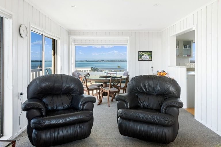 Photo of property in 16 Adela Stewart Drive West, Athenree, Waihi Beach, 3177