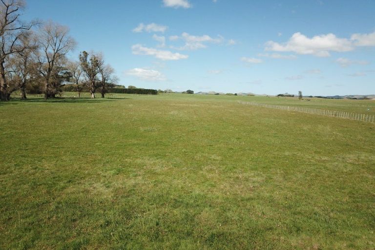 Photo of property in 13 Farm Road, Waipukurau, 4284