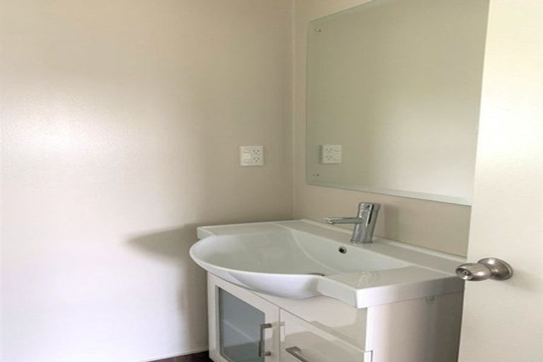 Photo of property in 400 Paremoremo Road, Paremoremo, Auckland, 0632