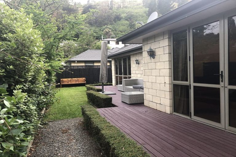 Photo of property in 1/69 Bowenvale Avenue, Cashmere, Christchurch, 8022