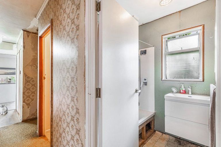 Photo of property in 177 State Highway 16, Whenuapai, Auckland, 0814