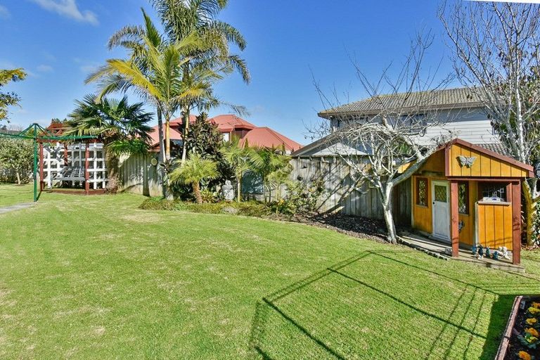 Photo of property in 7 Kuripaka Crescent, The Gardens, Auckland, 2105