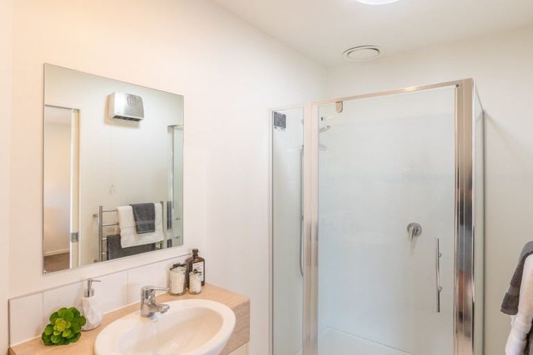 Photo of property in Terrace Garden Apartments, 14a/120 The Terrace, Wellington Central, Wellington, 6011