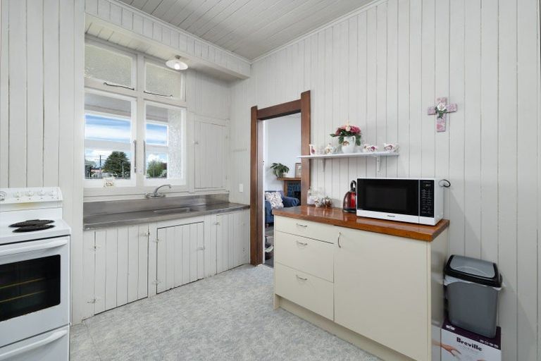 Photo of property in 30 Cloten Road, Stratford, 4332