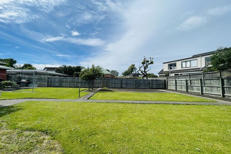Photo of property in 26 Woodford Terrace, Ilam, Christchurch, 8053