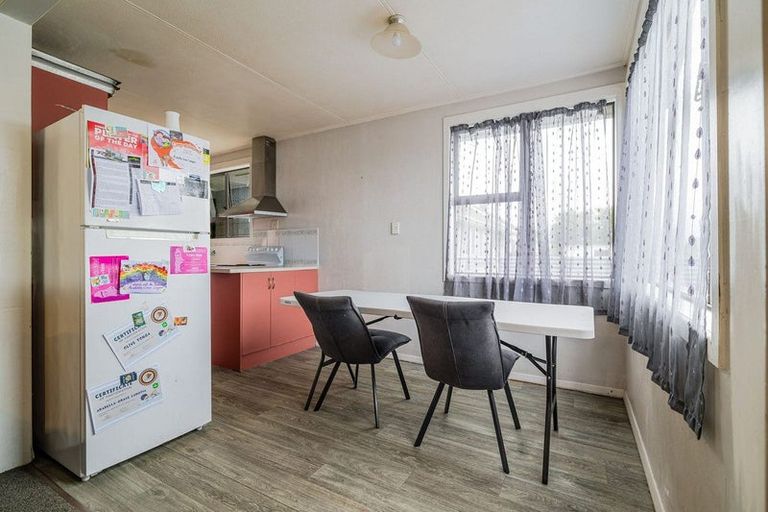 Photo of property in 24 Drake Street, Awapuni, Palmerston North, 4412