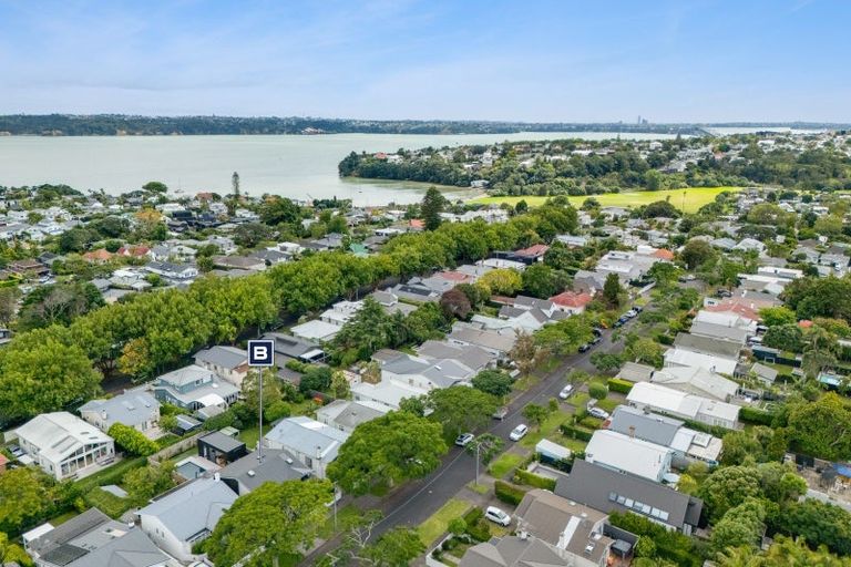 Photo of property in 10 Dorset Street, Westmere, Auckland, 1022