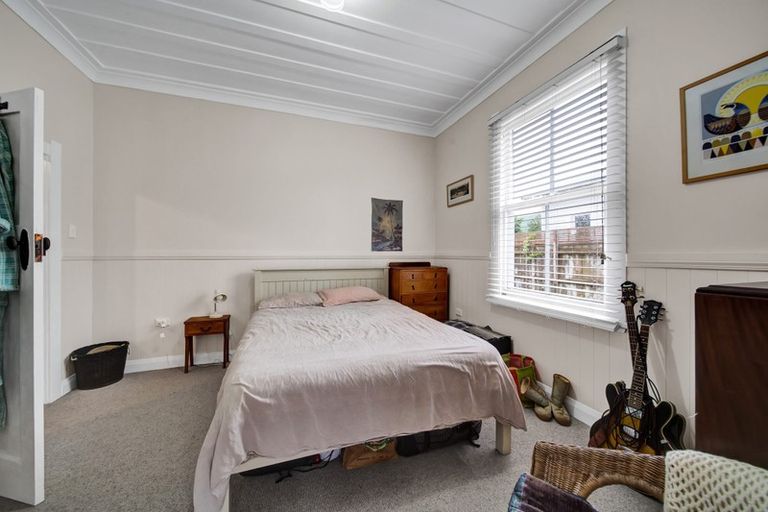 Photo of property in 72 King Street, Opunake, 4616