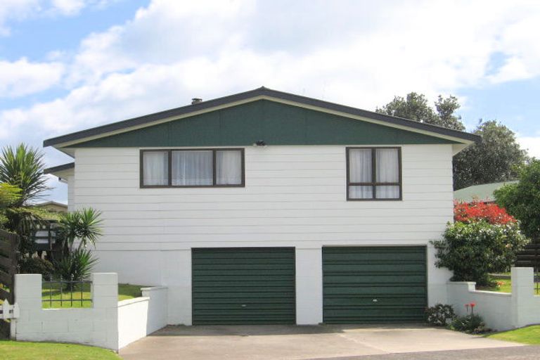 Photo of property in 15 Concord Avenue, Mount Maunganui, 3116