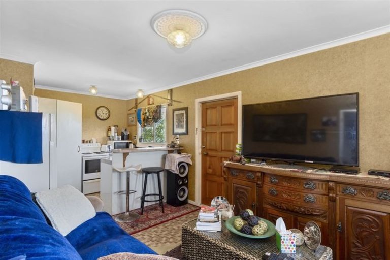 Photo of property in 345 Waihi Road, Brookfield, Tauranga, 3110