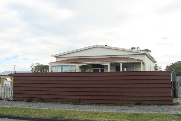 Photo of property in 62 Blake Street, Blaketown, Greymouth, 7805