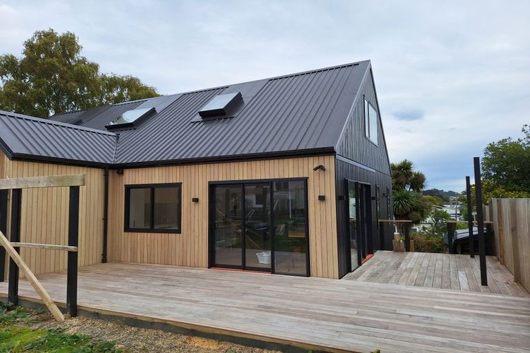 Photo of property in 15 Ipswich Street, Bradford, Dunedin, 9011