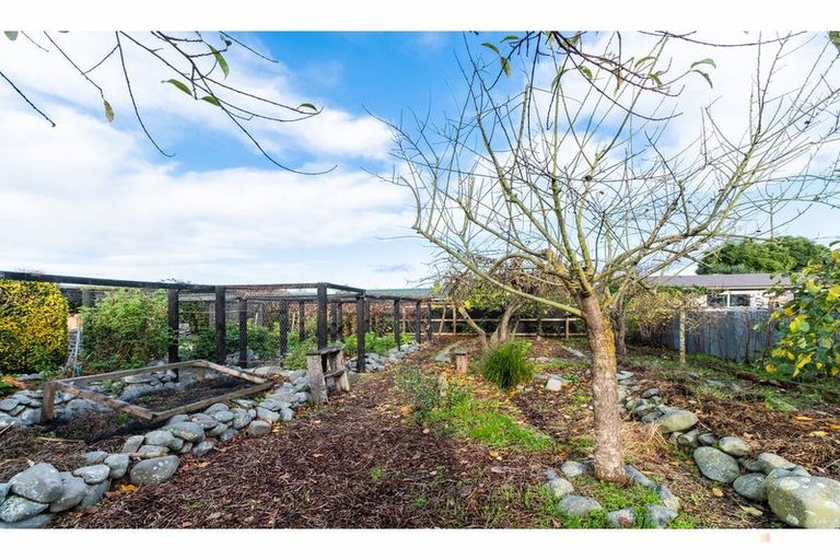 Photo of property in 51 Campbell Street, Geraldine, 7930