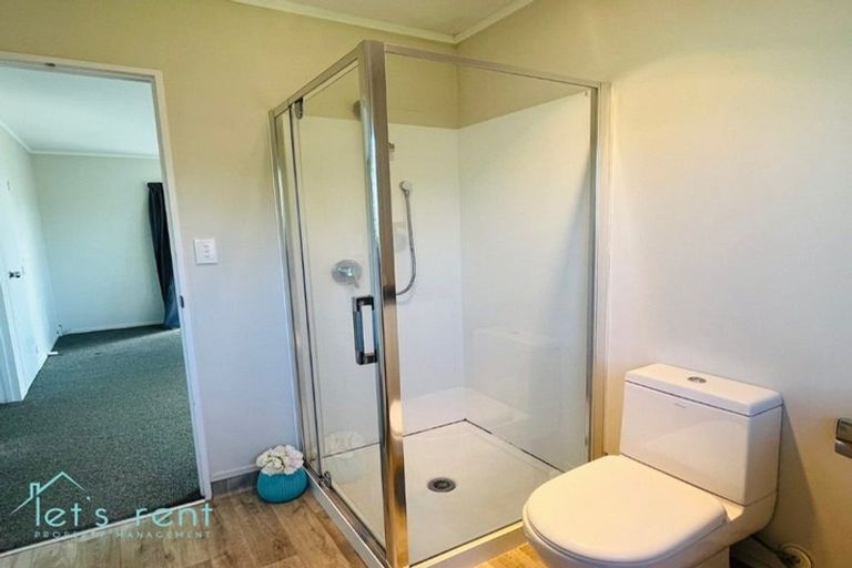 Photo of property in 52 Rosella Road, Mangere East, Auckland, 2024