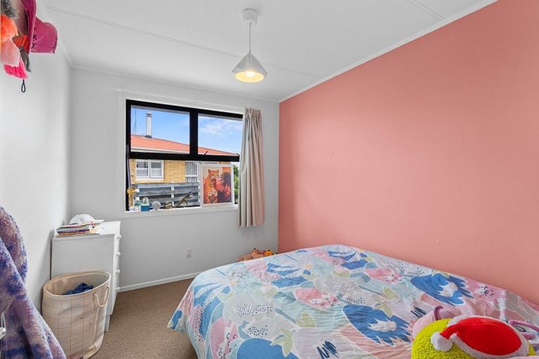Photo of property in 127 Queen Street West, Levin, 5510
