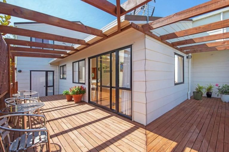 Photo of property in 3 Jandell Crescent, Bucklands Beach, Auckland, 2014