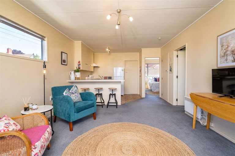 Photo of property in 19f Sheen Street, Roslyn, Dunedin, 9010