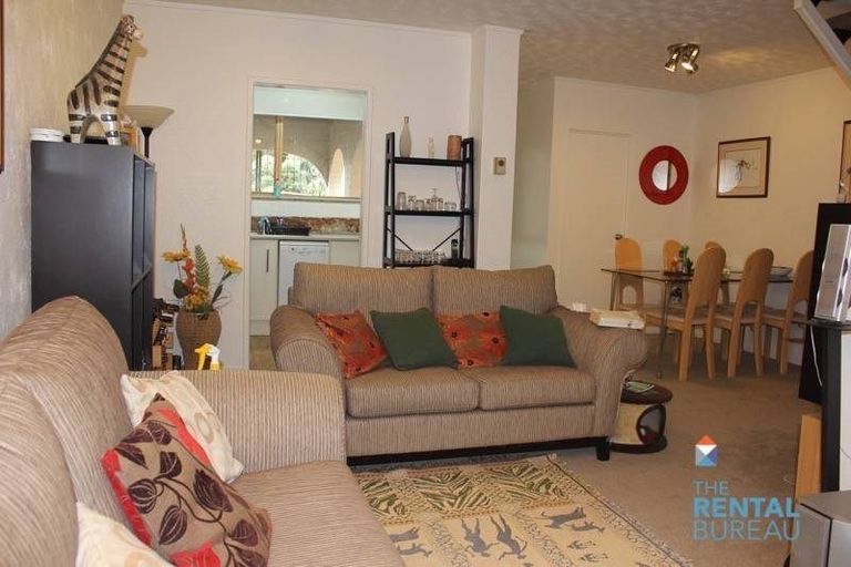 Photo of property in 7/3 Glen Road, Browns Bay, Auckland, 0630