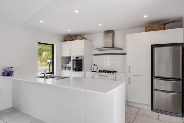 Photo of property in 16 Conniston Way, Pyes Pa, Tauranga, 3112