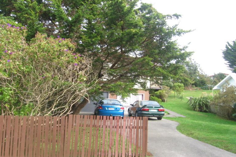 Photo of property in 25 Beaumaris Crescent, Ascot Park, Porirua, 5024