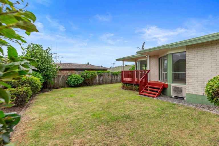 Photo of property in 5 Burnt Oak Drive, Pyes Pa, Tauranga, 3112