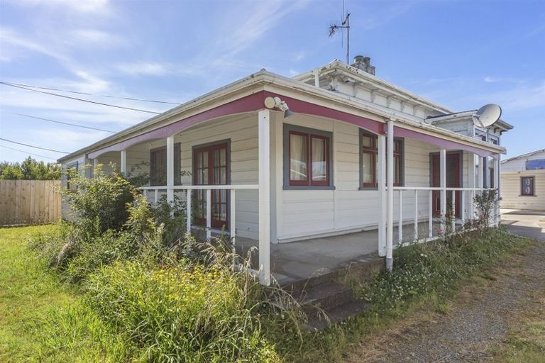 Photo of property in 3 Carthew Street, Feilding, 4702