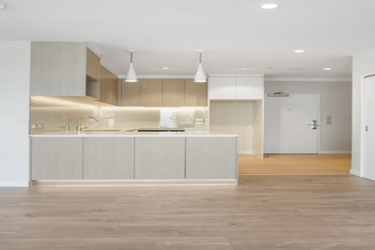 Photo of property in The Victor, 311/4 Bute Road, Browns Bay, Auckland, 0630