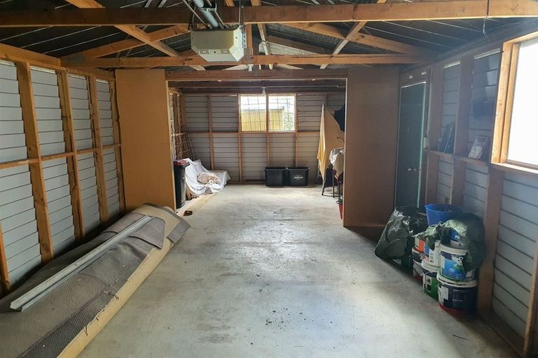 Photo of property in 18 Opie Street, Waimate, 7924