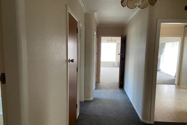 Photo of property in 2/1130 Heaphy Terrace, Fairfield, Hamilton, 3214