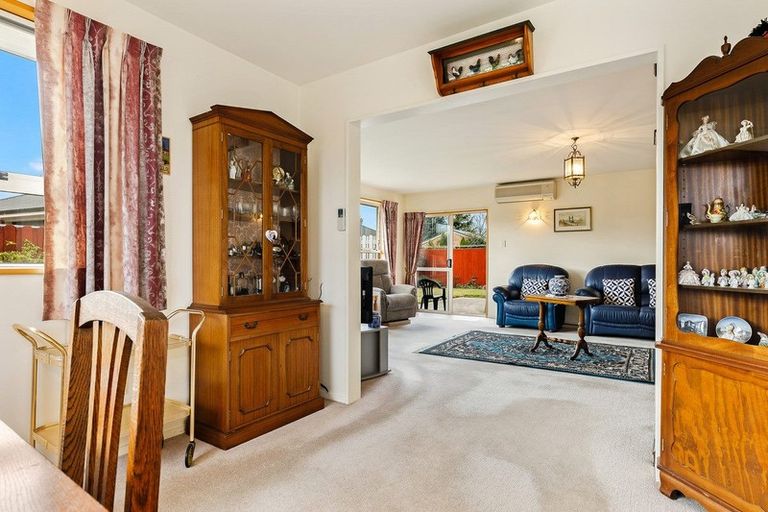 Photo of property in 15 Windsor Court, Rangiora, 7400