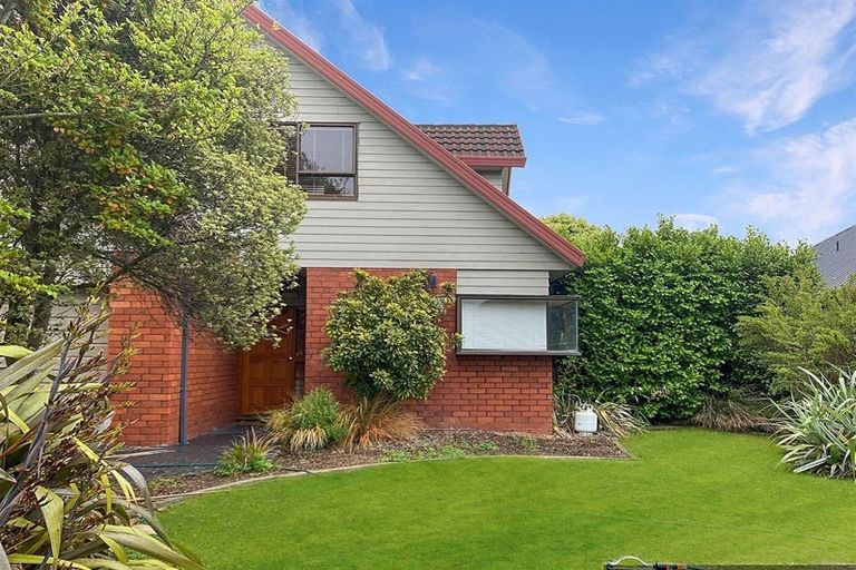 Photo of property in 26 Cherrywood Place, Redwood, Christchurch, 8051